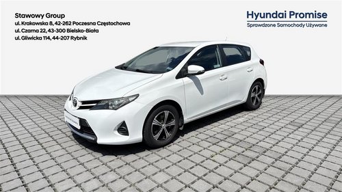 TOYOTA Auris Hatchback 12-15